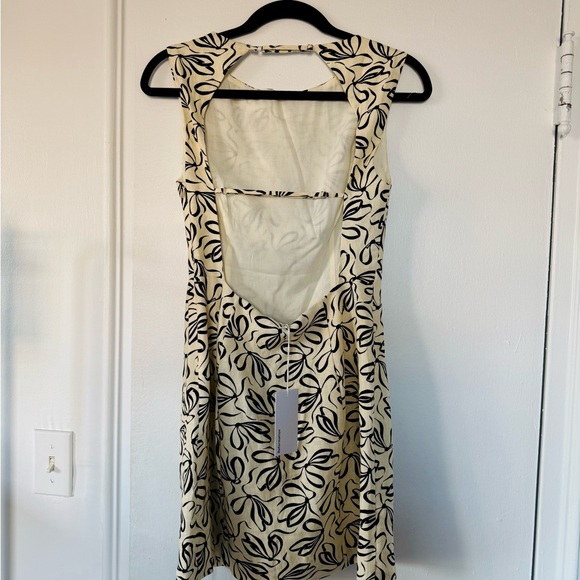 Reformation Avina Linen Dress Knot - mordernwear.com